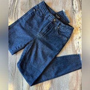 Judy Blue Dark Wash Raw Hem Skinny Jeans size 5/27